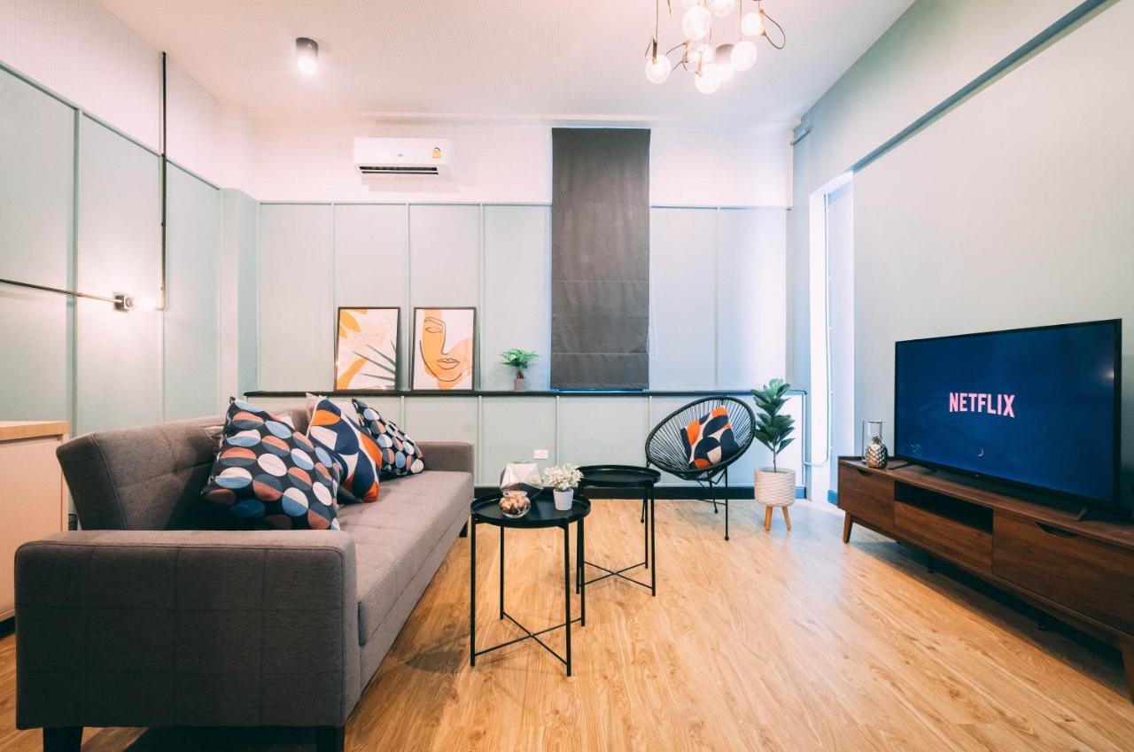 Hotel Saffron Hill Bangkok Extérieur photo